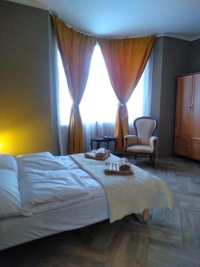 Sunny Bear Bed & Breakfast Jelenia Gora Ngoại thất bức ảnh