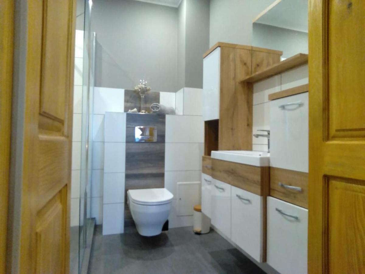 Sunny Bear Bed & Breakfast Jelenia Gora Ngoại thất bức ảnh
