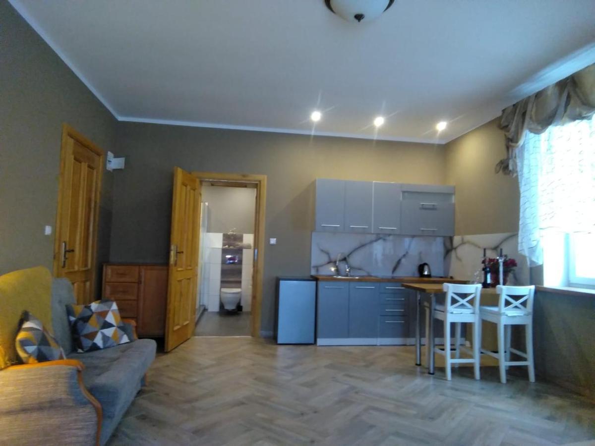 Sunny Bear Bed & Breakfast Jelenia Gora Ngoại thất bức ảnh