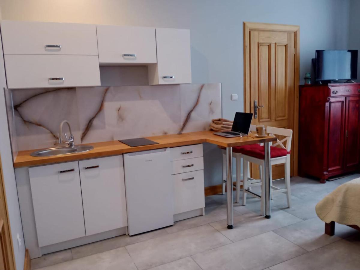 Sunny Bear Bed & Breakfast Jelenia Gora Ngoại thất bức ảnh