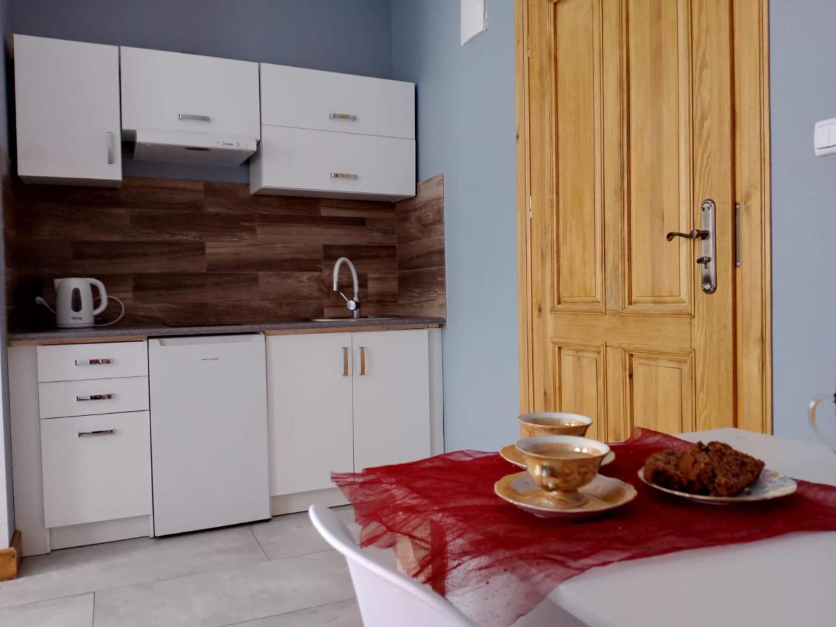 Sunny Bear Bed & Breakfast Jelenia Gora Ngoại thất bức ảnh