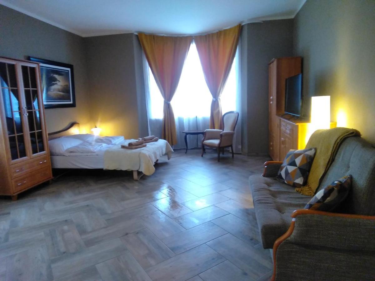 Sunny Bear Bed & Breakfast Jelenia Gora Ngoại thất bức ảnh